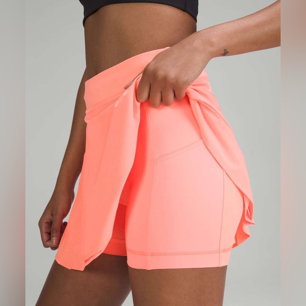 Lululemon Asymmetrical Pleated Tennis Skirt - Picture 2 of 9